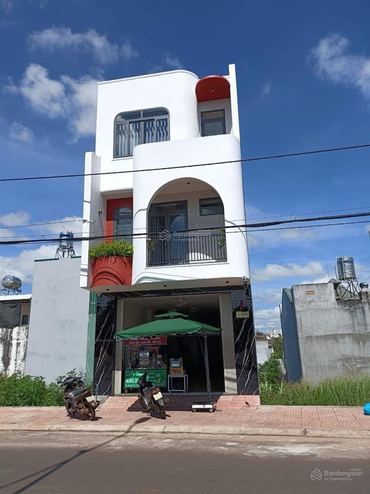 Cho thuê nhà nguyên căn mặt tiền trần quý cáp buôn ma thuột, 80m2, 4pn, đường rộng 30m, 14tr/tháng