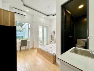 Cho thuê gấp cc mini ban công, full nt, 30m2 tại đặng thùy trâm, bình thạnh, 5,5 triệu vnd