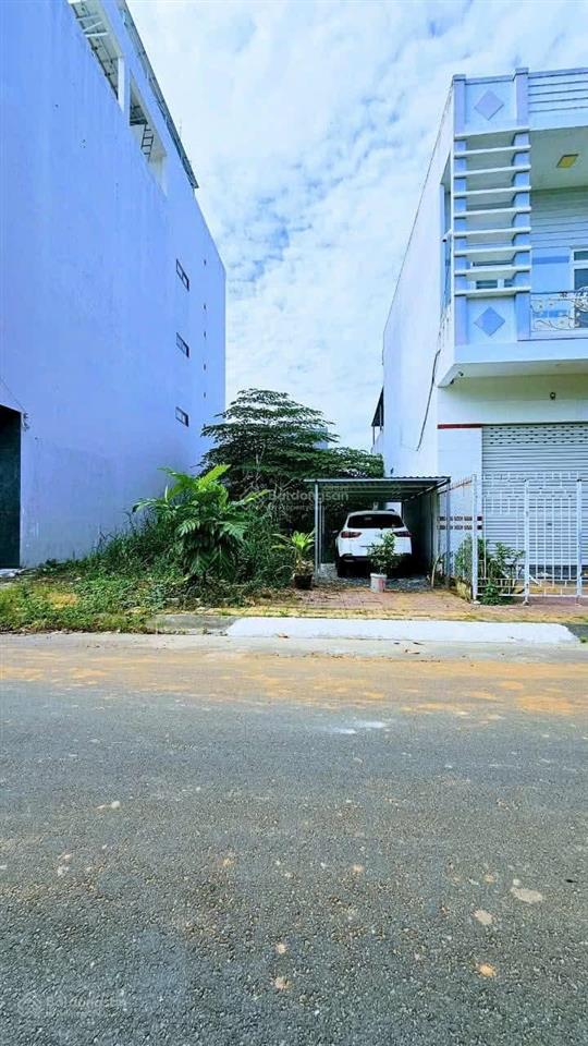 Đất thổ cư mtđ phùng há sát trường thpt chuyên tiền giang, dt 100m2, giá 490tr, shr, 0909 583 ***