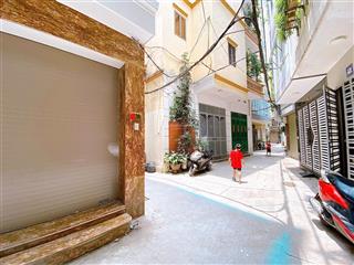Hiếm! nhà mới tinh 5 tầng, 43m2 phố trần quang diệu, 3 ngủ khép kín, gần công viên 1/6 chỉ 7,5 tỷ.