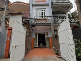 Cho thuê nhà 3 tầng  110m2  phố đức giang, long biên phù hợp ở + làm văn phòng chỉ 12 triệu/tháng