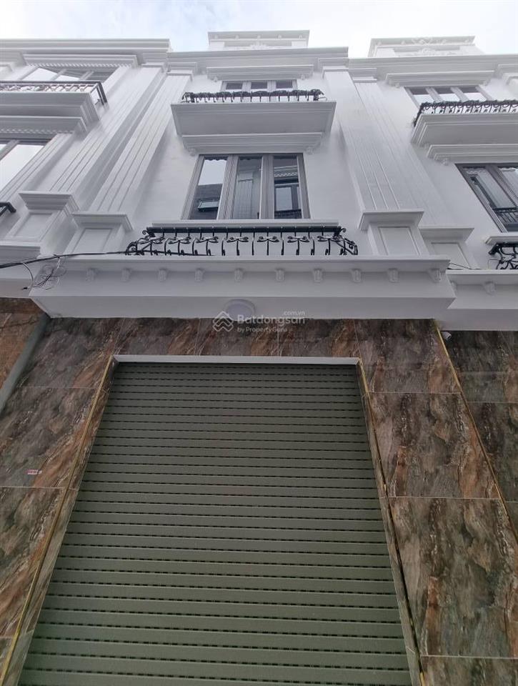 Bên em cần bán căn 3 tầng tại cam lộ hùng vương giá 2,25 tỷ.