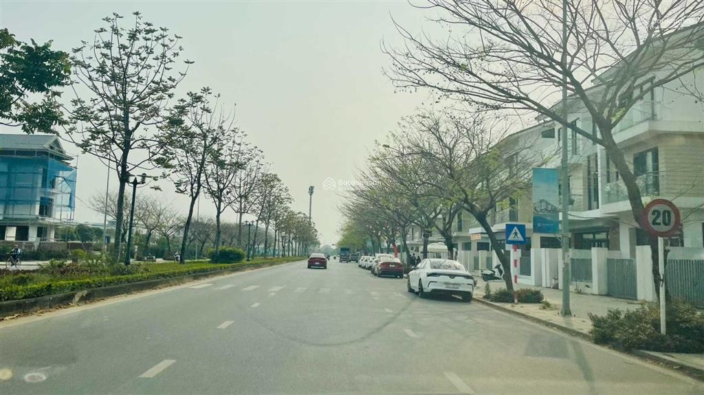 Bán biệt thự an vượng dương nội 180m², hướng đông nam, cách hồ 30m