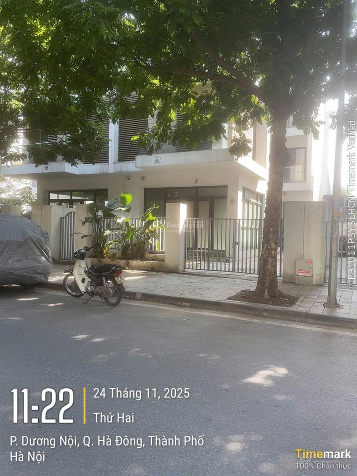 Bán biệt thự 189m2 mặt đường 16m kinh doanh đỉnh, giá 38 tỷ