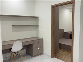 Mình cần bán căn hộ view hồ bơi có nội thất 2pn  1wc . xem nhà 0942 878 *** tú