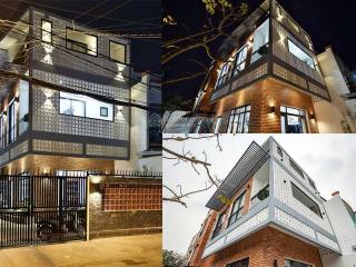 Giá tốt! nhà mặt tiền trần não, p. ak, q2  dt 7 x 30m  3 tầng  hđt 185 triệu/tháng  giá 60 tỷ