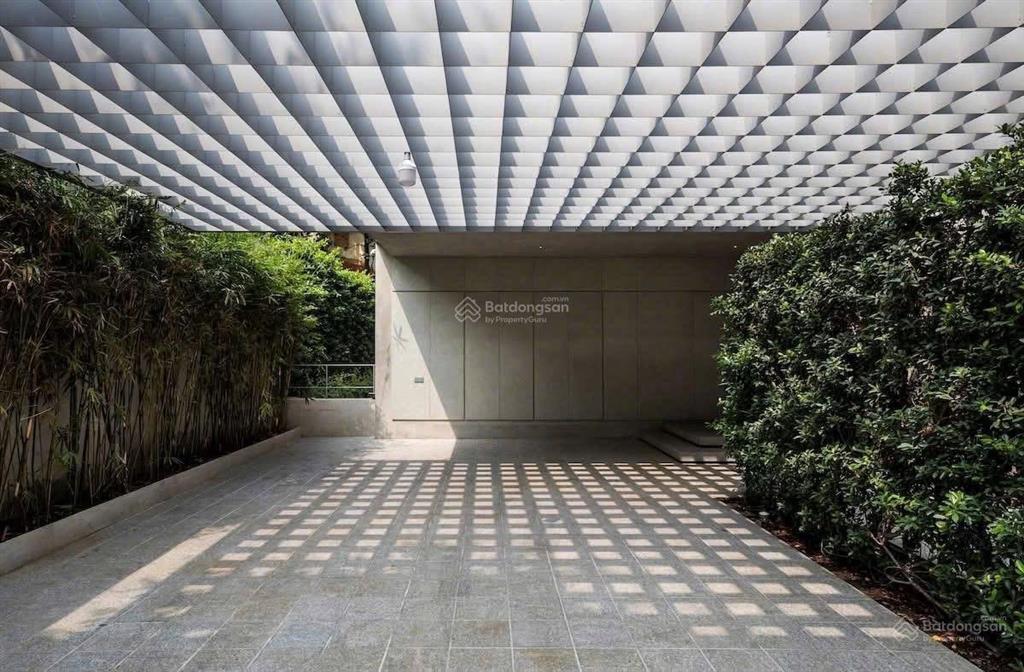 Nhỉnh 130 tỷ sở hữu biệt thự khu khách sạn đệ nhất tân bình ngang 35m full nội thất cao cấp