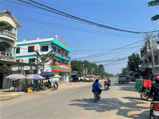 Chính chủ bán nhanh lô đất trục chính 77m2 sau ubnd bình yên