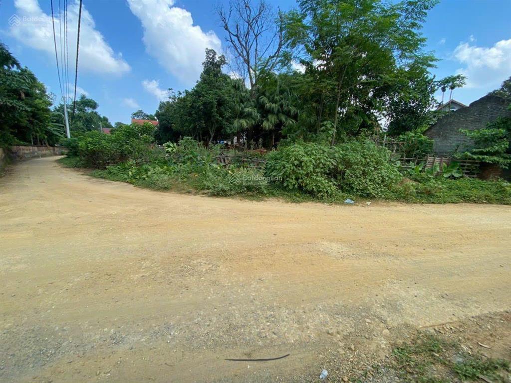 Chính chủ bán 1141m2 view hồ đất cha ông để lại làm resort nghỉ dưỡng, đường thông (k tiếp mô giới)