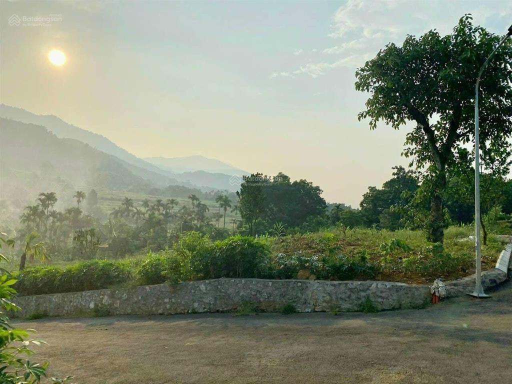 Chính chủ bán 1141m2 view hồ đất cha ông để lại làm resort nghỉ dưỡng, đường thông (k tiếp mô giới)