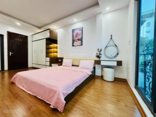 Chính chủ bán nhà 30m2 x 5 tầng, nhà đẹp về ở được luôn, ngõ ô tô nghĩa tân, cầu giấy. 6,5 tỷ