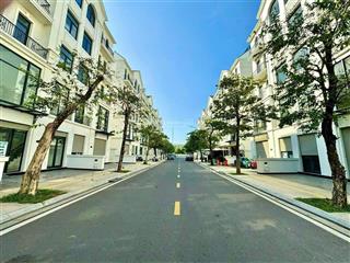 Bán nhà phố 84m2  5 tầng vinhomes grand park giá tốt t5/2025