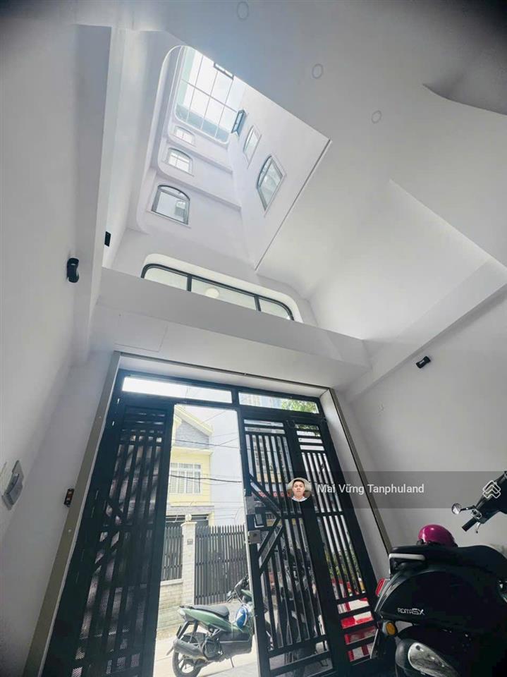 Bán nhà đường 10m nguyễn sơn, phường phú thọ hoà, quận tân phú (4mx18m)(5 tấm)(11.7 tỷ)(thang máy)