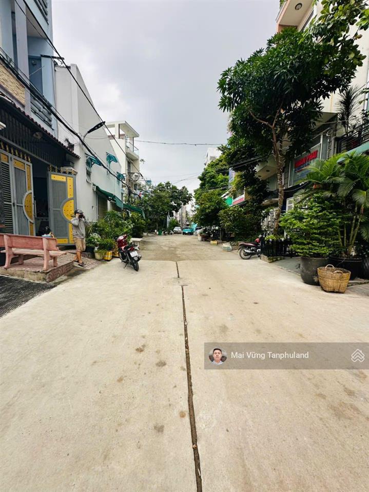 Bán nhà đường 10m nguyễn sơn, phường phú thọ hoà, quận tân phú (4mx18m)(5 tấm)(11.7 tỷ)(thang máy)