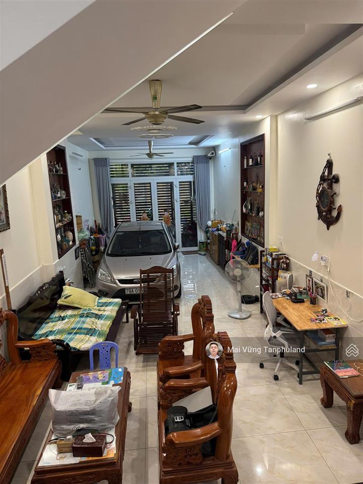 Bán nhà hẻm 7m thông tân sơn nhì, phường tân sơn nhì, quận tân phú 4.4mx21m, 3 lầu, giá 13.5 tỷ