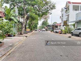 Cần bán lô trục thông đường 7a phước thiện thông vinhomes grand park