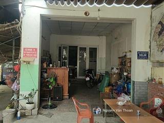 Chị chủ sinh đẹp gửi bán căn nhà mặt tiền long phước