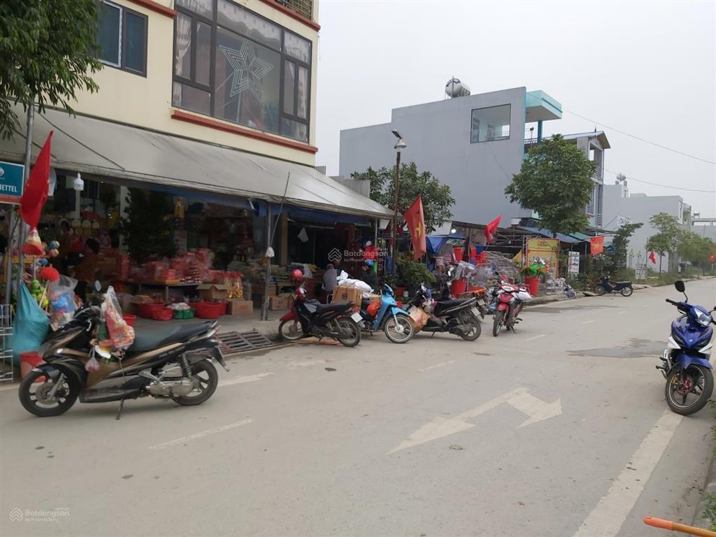 Bán 77m2(odt) đường huỳnh thúc kháng, phố chợ lương sơn, giá 3,x tỷ. cách nội đô hn 35km.