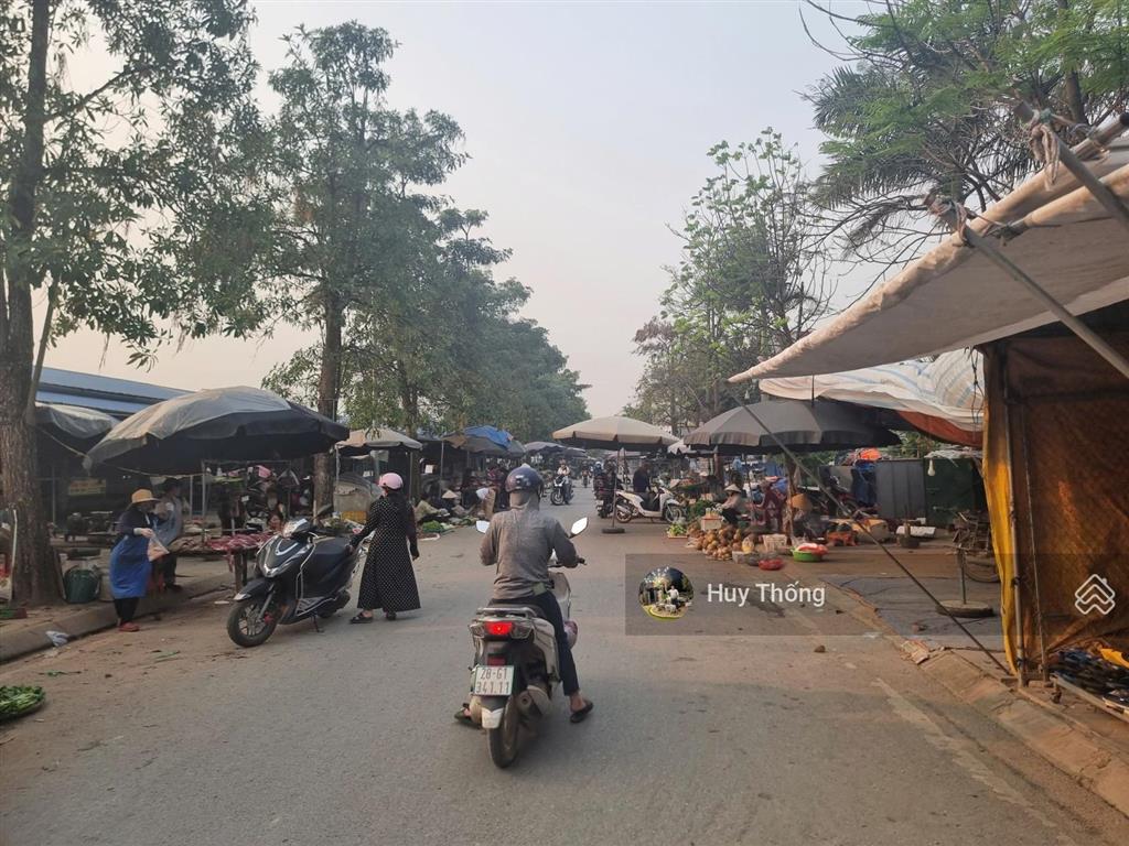 Bán gấp 4 lô mặt chợ trung tâm phố chợ lương sơn, kinh doanh hái ra tiền