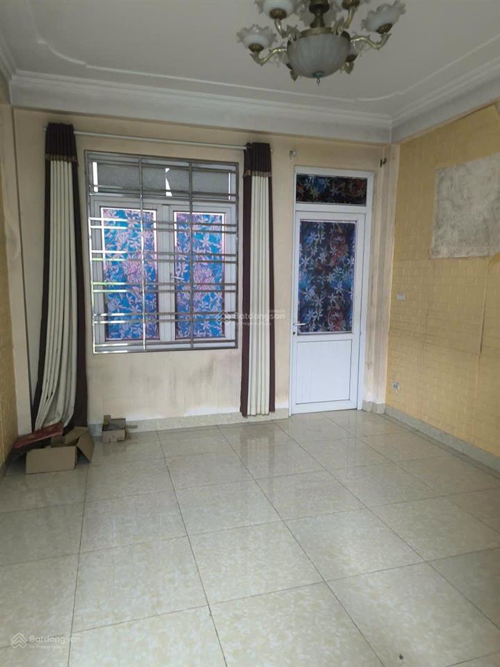 Siêu phẩm nhà đất dịch vụ 50m2 x 5 tầng nhìn cienco, có hố chờ thang máy