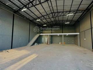 Kho xưởng bình tân (mặt tiền ql1a) dt 1.200 m² giá 130tr/th, đường xe cont, có văn phòng