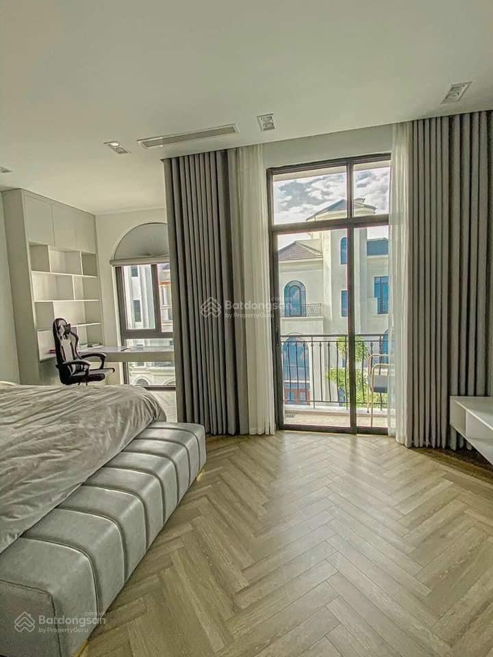 Cần cho thuê biệt thự full đồ siêu sang mặt biển vinhomes ocean park  0358 285 ***