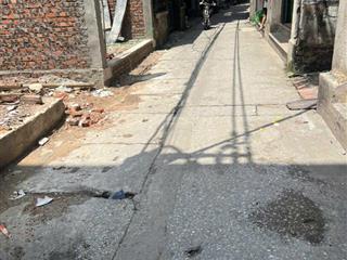 Cần bán gấp 40m2  mặt tiền 4,3m đồng kỵ, tư sơn giá chỉ 3x tr/m2.