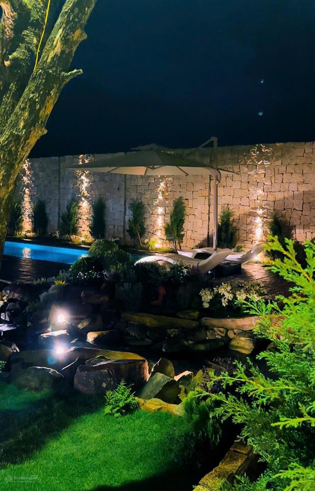 Chủ định cư chuyển nhượng villa nghỉ dưỡng sân vườn cao cấp có hồ bơi riêng tại lâm đồng