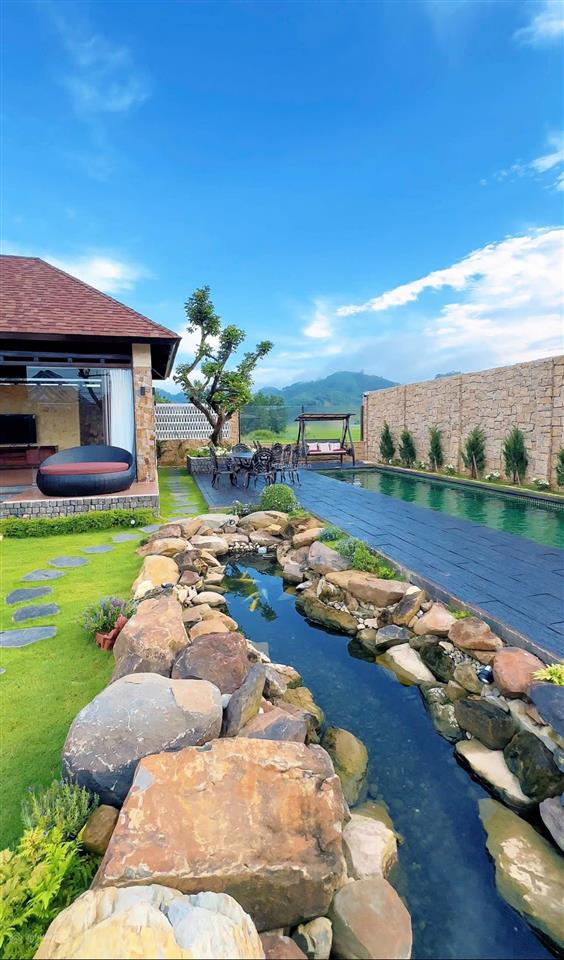 Chủ định cư chuyển nhượng villa nghỉ dưỡng sân vườn cao cấp có hồ bơi riêng tại lâm đồng