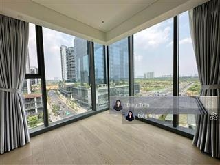 Bán gấp căn 2pn vị trí góc full kính cực đẹp, 71m2 giá rẻ nhất thị trường 20 tỷ tại the opera