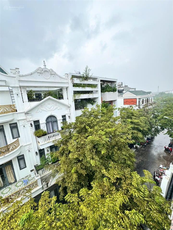 Biệt thự liền kề 8.1 tỷ kdc anh tuấn green riverside 80m2 4 tầng, full nội thất huỳnh tấn phát