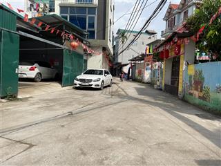 Bán nhà trung tâm di trạch, mặt tiền rộng  ô tô tránh đỗ  kinh doanh, văn phòng. 96m2. giá 8.8 tỷ