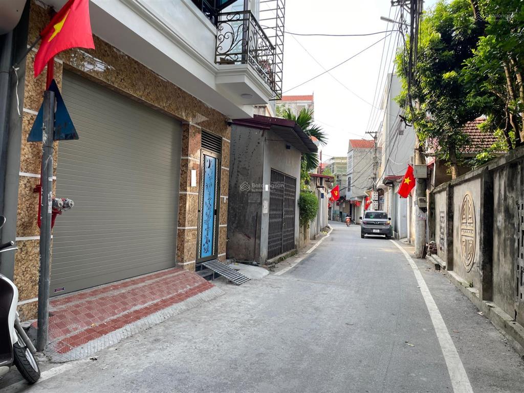 Mặt phố lai xá, 7 tầng thang máy, gara ô tô kinh doanh văn phòng. 65m2, 15 tỷ