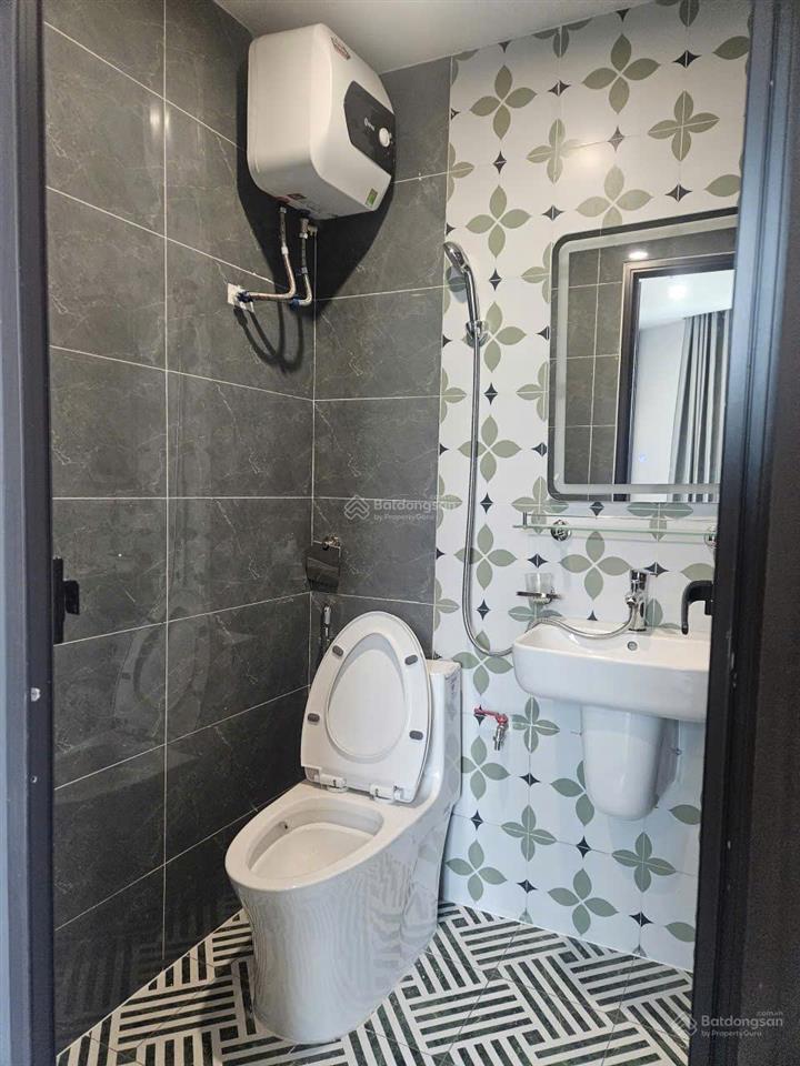 Kim chung  hoài đức. 65m2*6t thang máy. ô tô đỗ cửa. 15 phòng khép kín. 12.8 tỷ