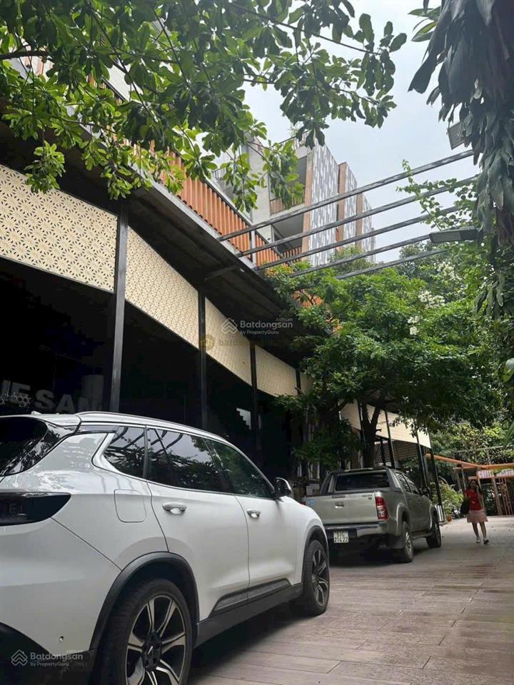 Bán nhà đất mặt tiền nguyễn duy trinh phú hữu  140 tỷ 1.672,6 m² (19m x 100m)