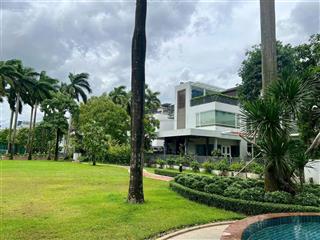 Villa góc 2 mặt tiền compound the riviera, an phú, quận 2  287,8 m² (14m x 17m)  119 tỷ (tl)