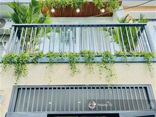 Cần bán gấp nhà mặt tiền cống lở, tân bình  dòng tiền cho thuê tốt (4m*18m) giá đầu tư 9.8 tỷ tl