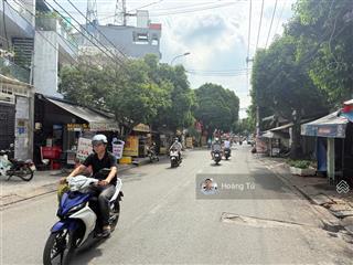 Chính chủ cần tiền nên bán nhà mt trần thánh tông, p. 15, tân bình (5.7m*20m) chỉ 10 tỷ còn tl