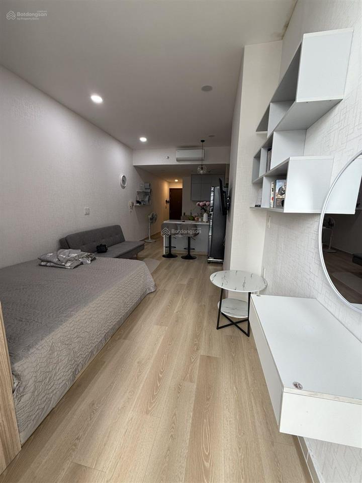 Bán gấp căn hộ sunrise city north đối diện lotte full nội thất!