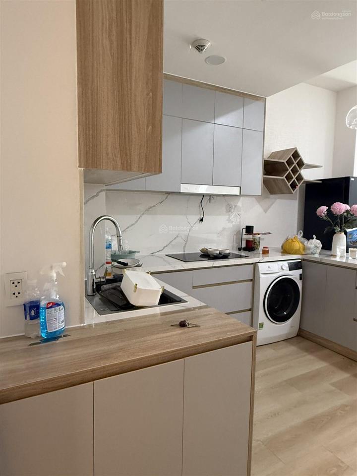 Bán gấp căn hộ sunrise city north đối diện lotte full nội thất!