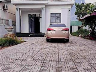 Nhà vườn mái thái gần chợ phú mỹ , diện tích 11 x 28 thổ cư 100m , đường xe hơi tới nhà