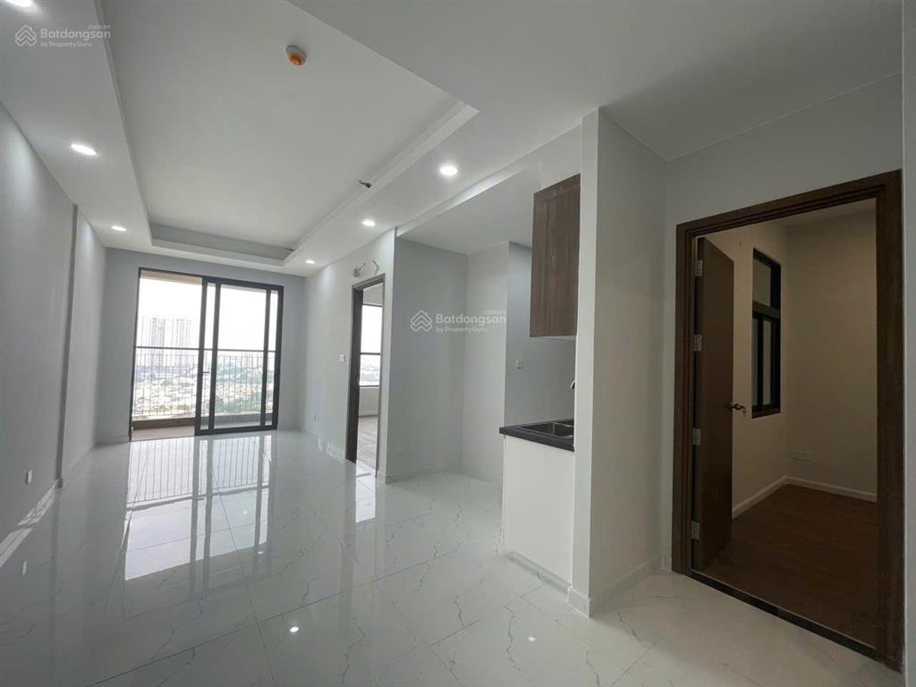 Tôi chủ nhà có 2 căn opal skyline cần bán 65m2, 2pn tầng 25 và 26. giá 2,05 tỷ view đẹp