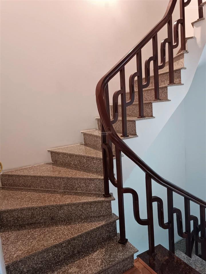 Chính chủ bán gấp phân lô nguyên hồng 55m2 4 tầng nhỉnh 10 tỷ  2 mặt ngõ  nhà cực đẹp ở luôn