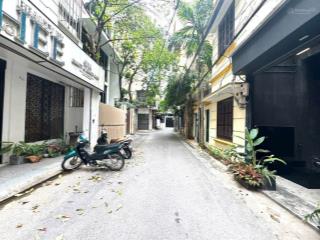 Chính chủ bán nhà phố linh lang  đội cấn  60m2 5 tầng mt 4.5m ngõ 3m thông tứ tung nhà cực đẹp