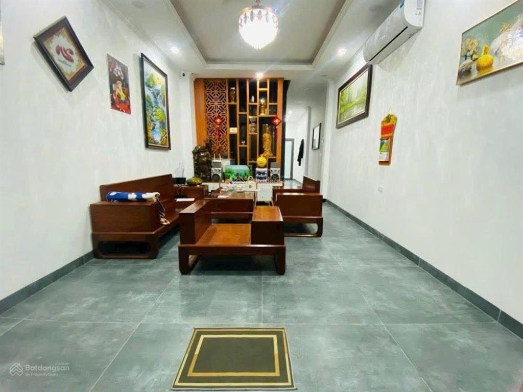 Bán gấp nhà phố huỳnh thúc kháng, đống đa 55m2 4tầng hơn 9 tỷ  15m ra ôtô tránh  2 thoáng nhà đẹp
