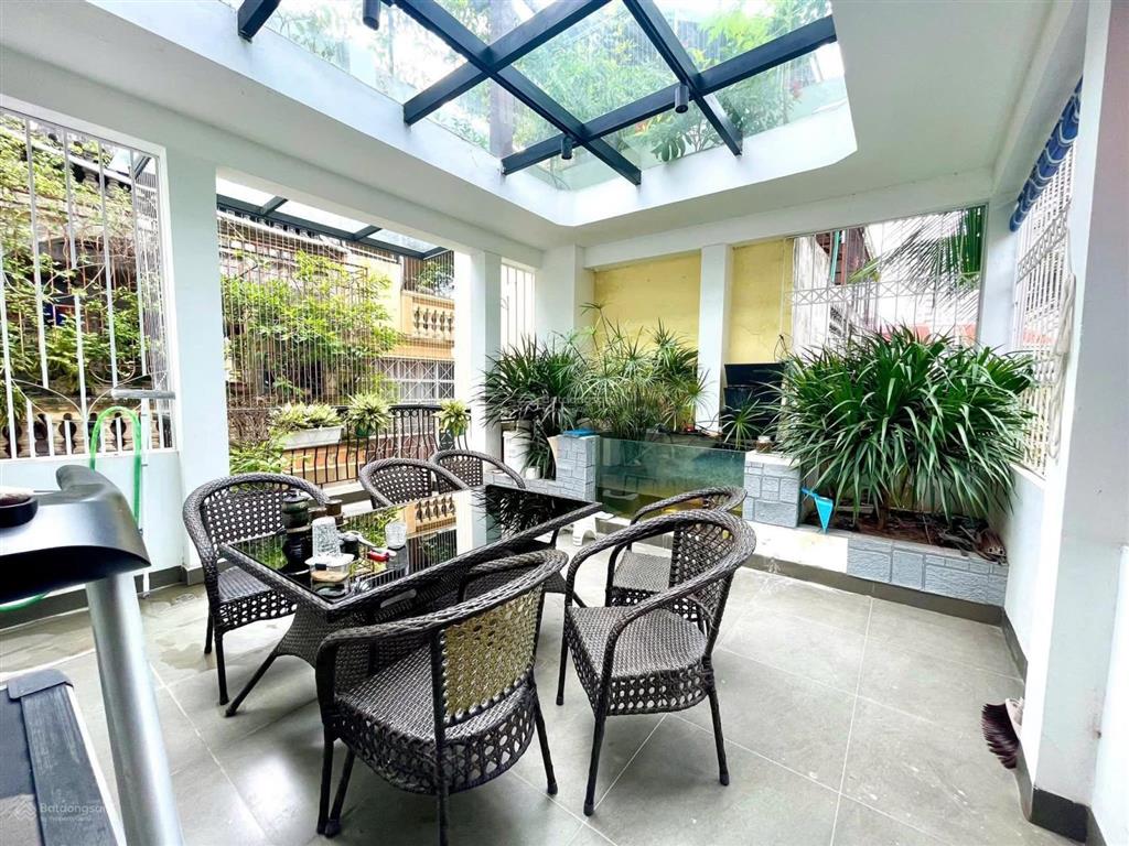 Bán nhà chính chủ phố thái hà lô góc 75m2 5tầng mt 5m ôtô đỗ cổng, 30m ra phố, 5ngủ, 3 mặt thoáng