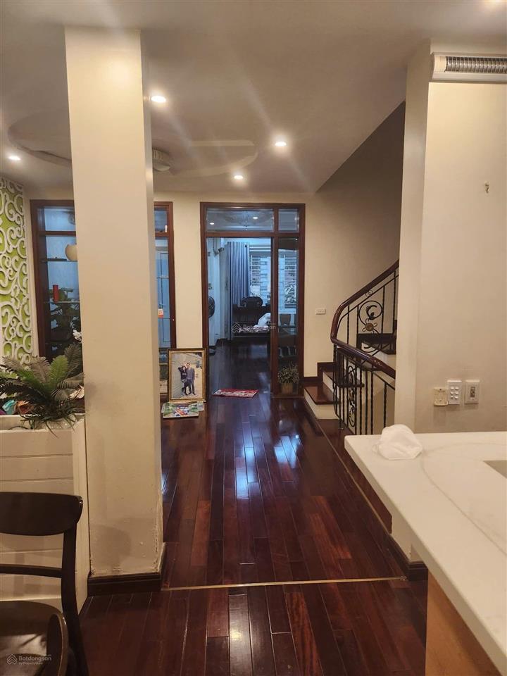 Chính chủ bán gấp phân lô nguyên hồng 48m2 4 tầng nhỉnh10 tỷ  2 mặt ngõ thông nhà cực đẹp ở luôn