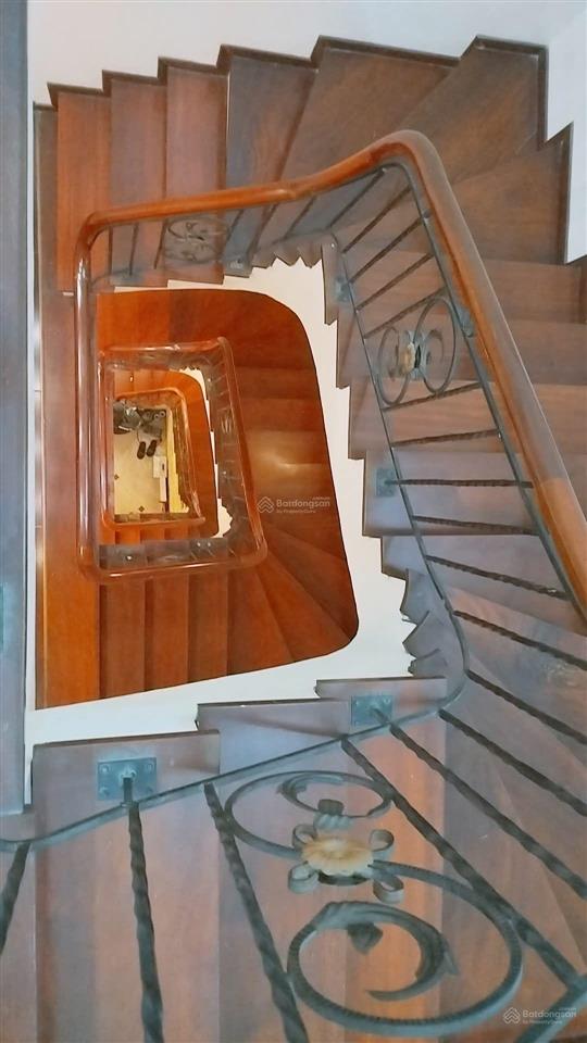 Chính chủ bán gấp phân lô nguyên hồng 48m2 4 tầng nhỉnh10 tỷ  2 mặt ngõ thông nhà cực đẹp ở luôn