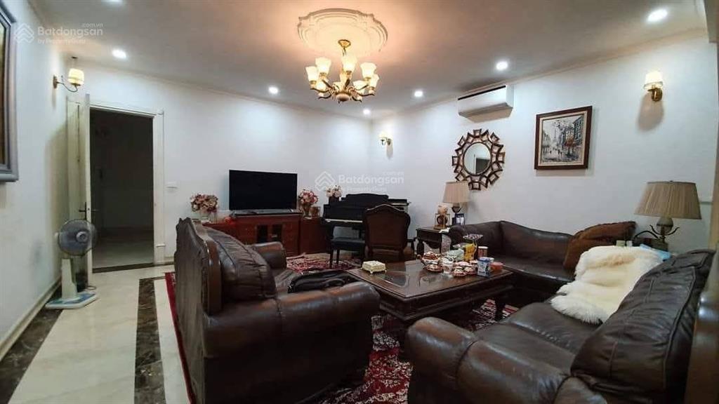 Bán nhà ngã 3 vạn bảo đội cấn 60m2 5t giá chào 13 tỷ thương lượng sâu mặt ngõ thông  dân xây đẹp