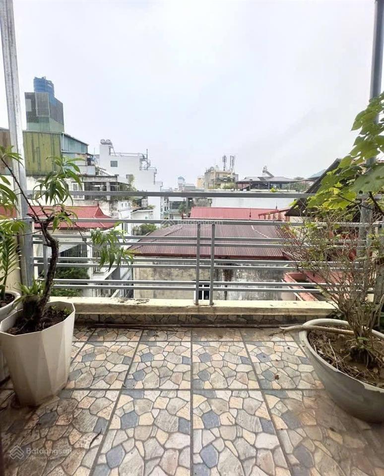 Bán nhà ngã 3 vạn bảo đội cấn 60m2 5t giá chào 13 tỷ thương lượng sâu mặt ngõ thông  dân xây đẹp